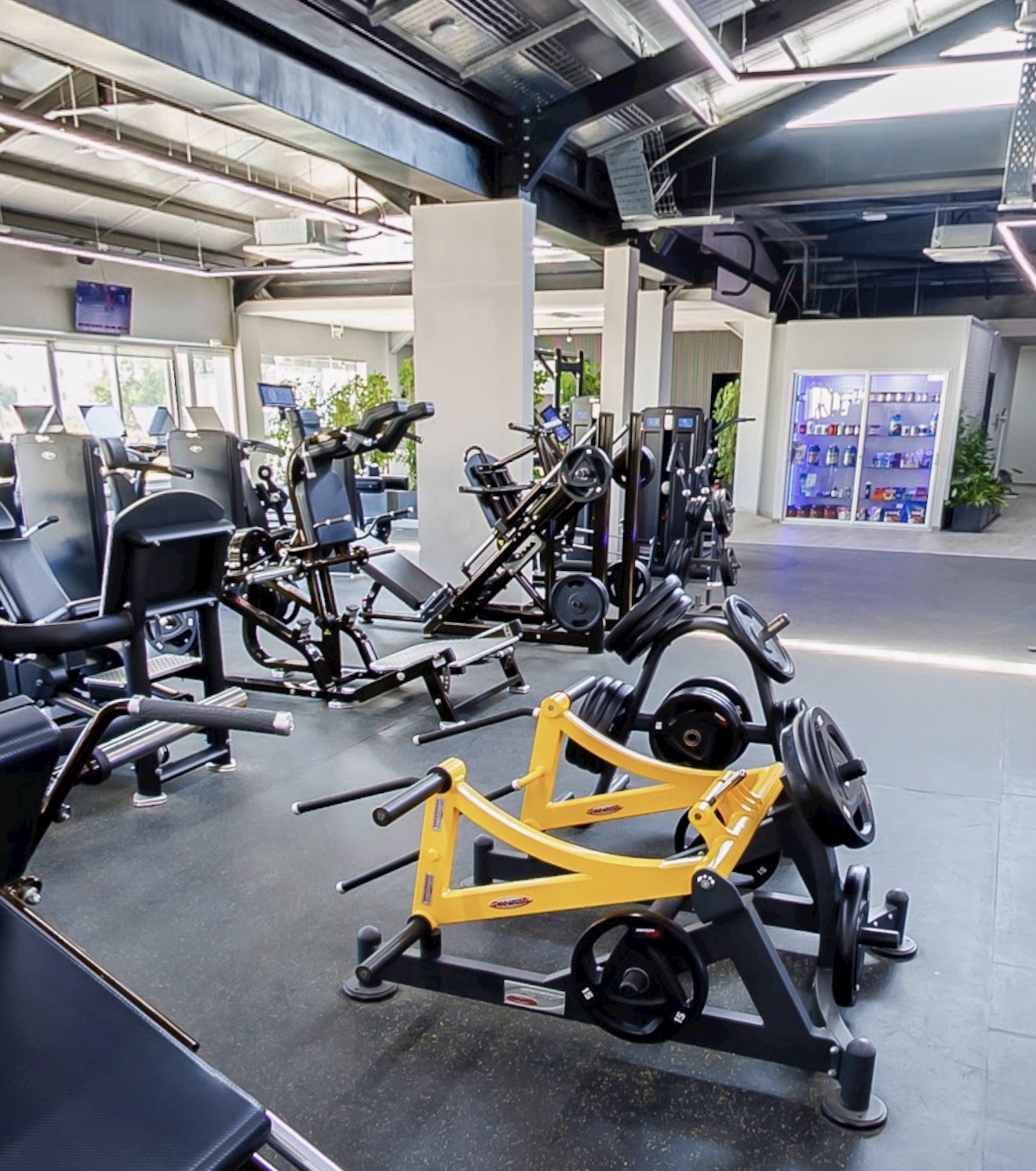 VIP GYM Paralimni interior view 3