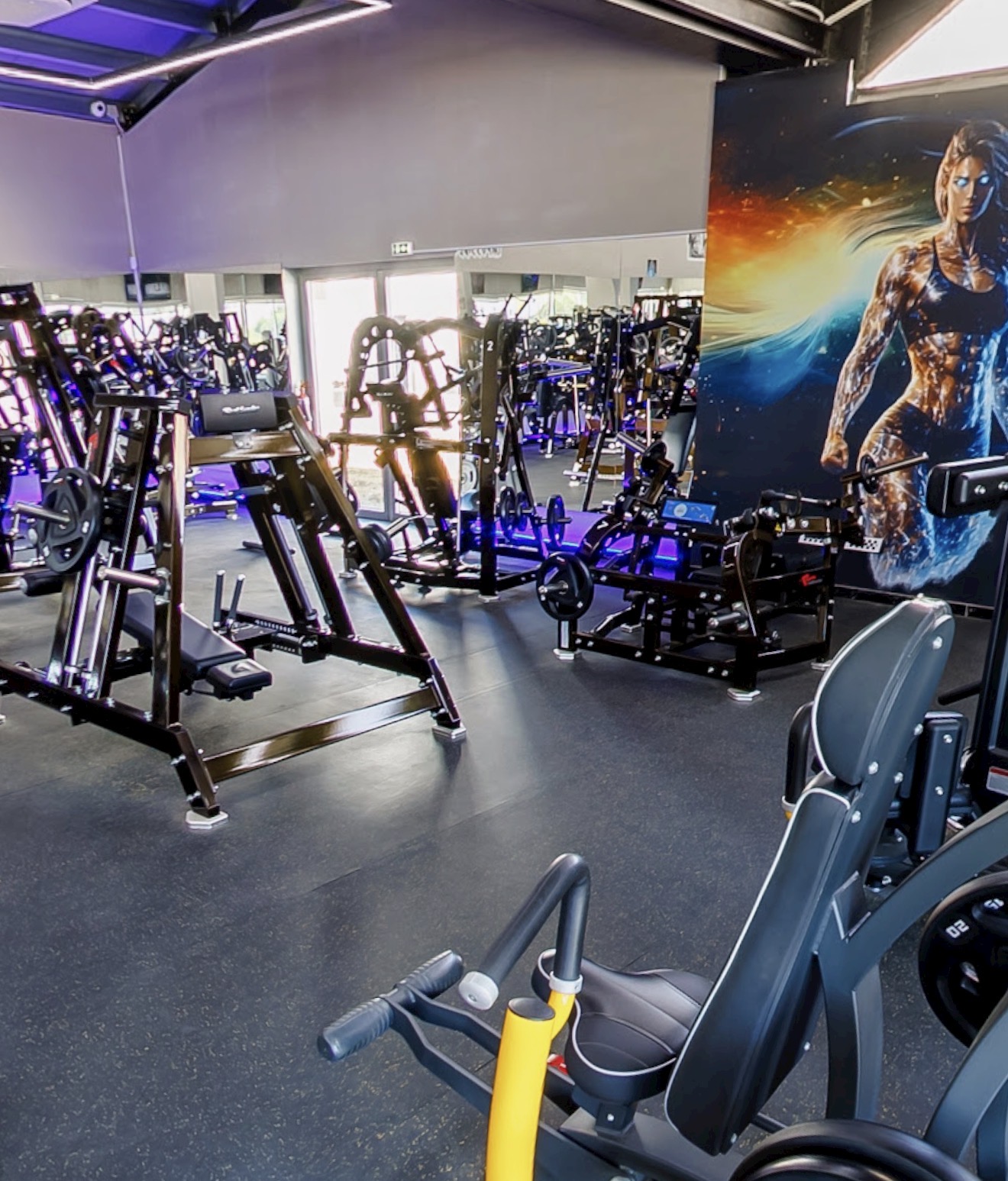 VIP GYM Paralimni training floor